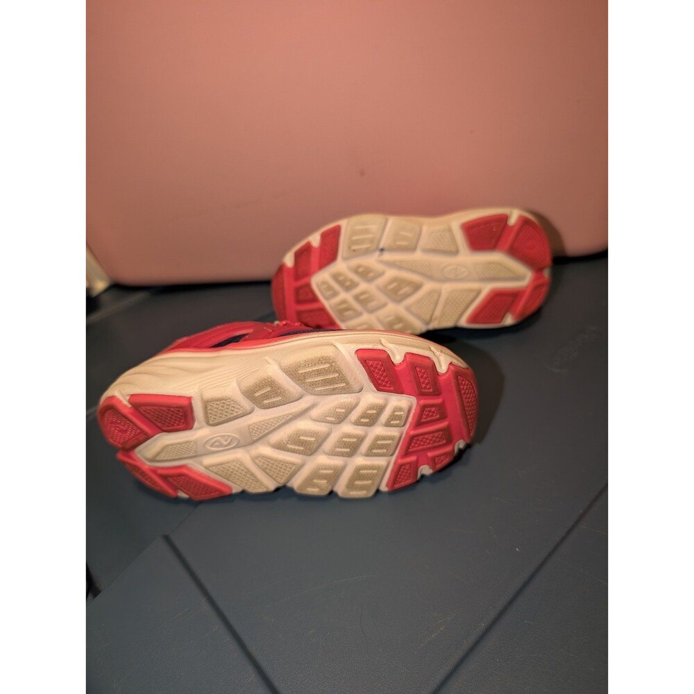 Athletic Works Girls Cage Knit Slip On Sneakers size 6 toddlers - Picture 5 of 5